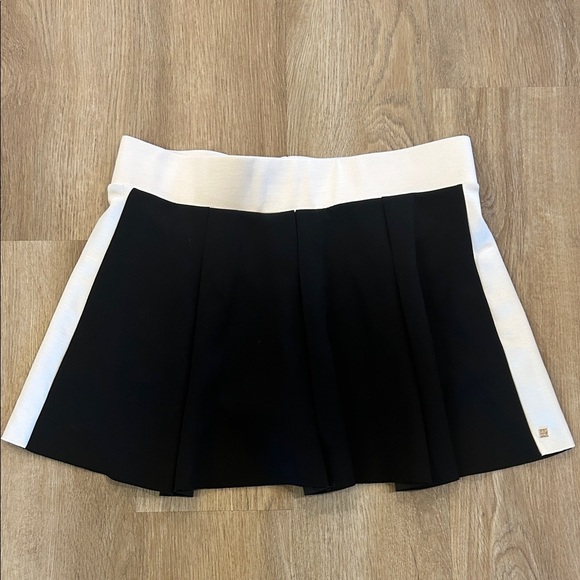 Emily Mccarthy Dresses & Skirts - Emily McCarthy Chic Black and White Women's Mini Skirt Size L